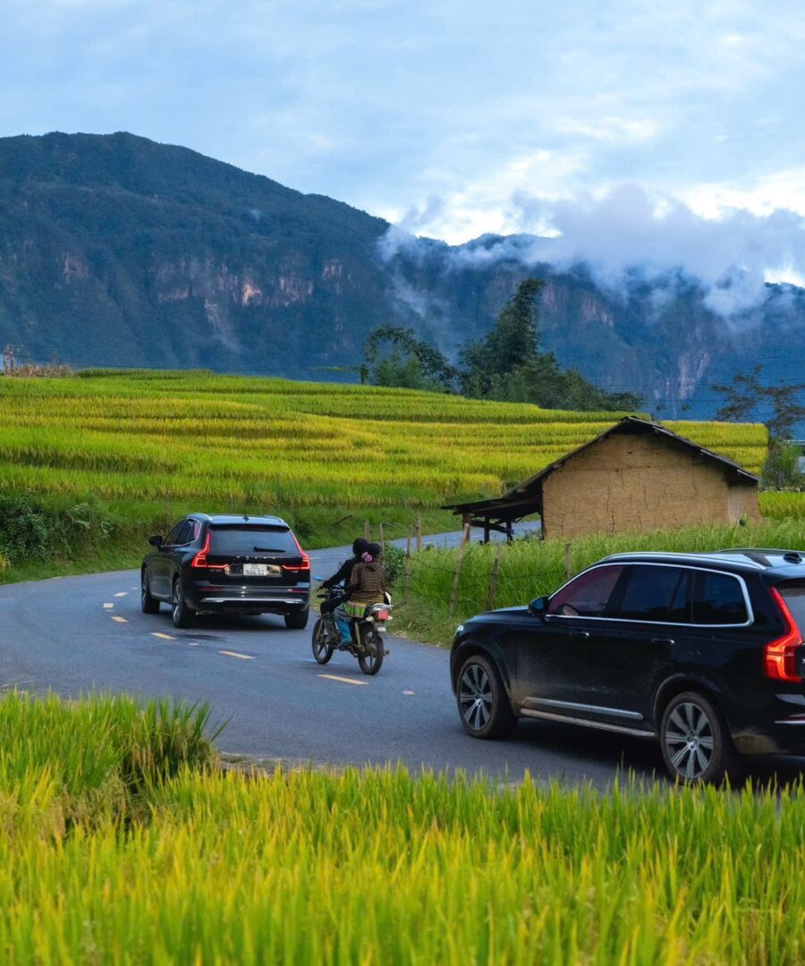 4D3N HOANG SU PHI CAR TOUR